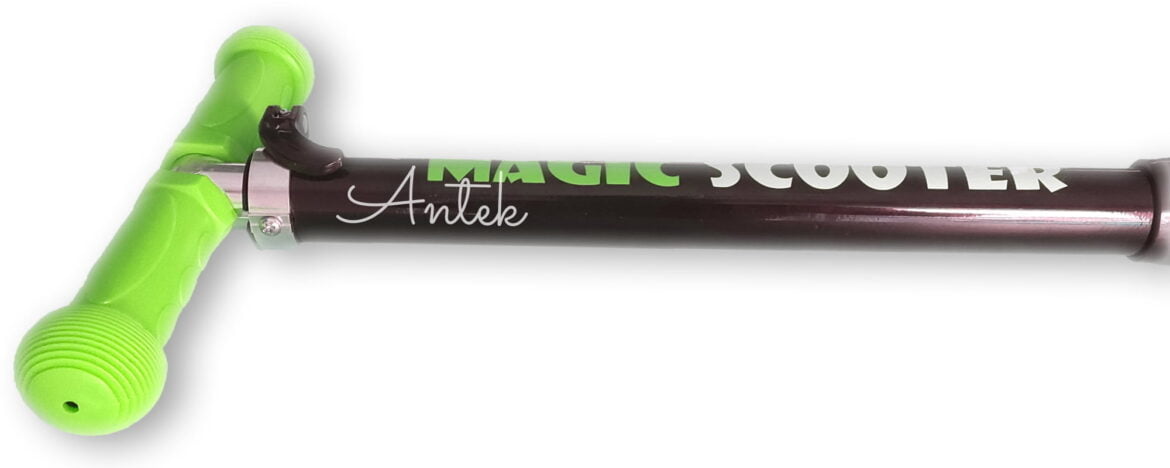 Trójkołowa hulajnoga zielona Magic Milly Mally z naklejką z imieniem Antek