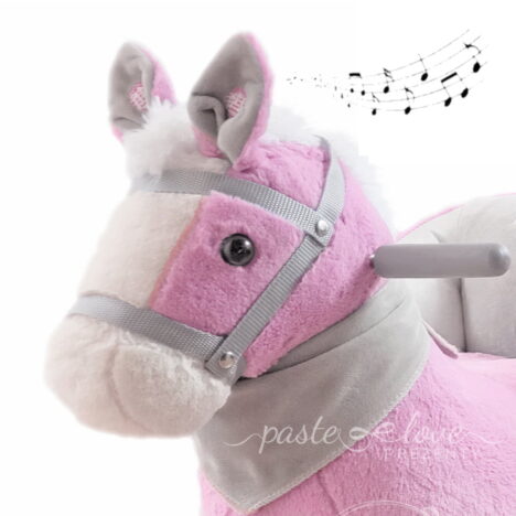 Interaktywny konik na biegunach dla dziewczynki na roczek.