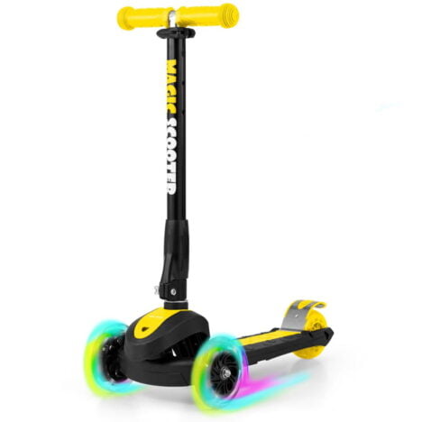 Żółta hulajnoga trójkołowa balansowa ze świecącymi kołami. Prezent na 3 latka dla dziecka