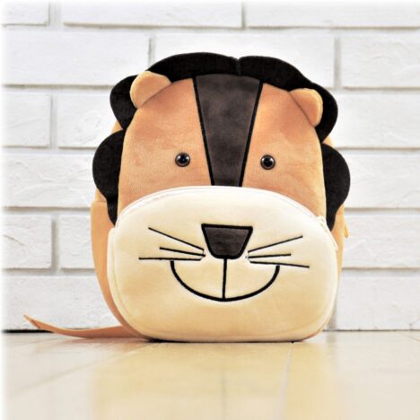 Pluszowy plecak do przedszkola lew. Prezent dla 4 latka.