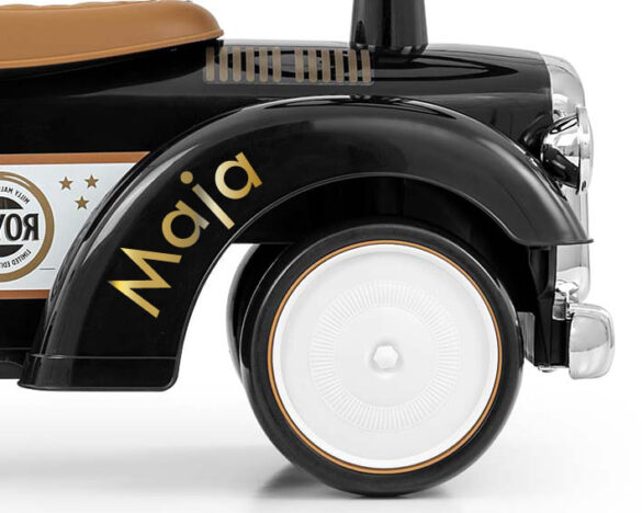 Dziewczęce imię na jeździku