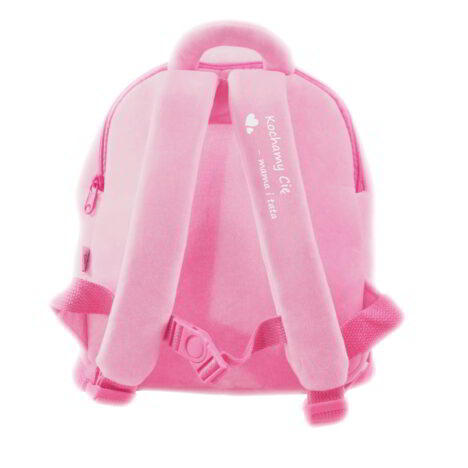 Dedykacja na pluszowej szelce plecaka Metoo