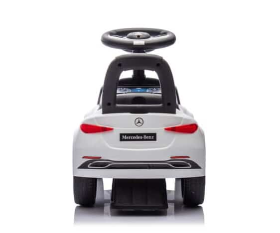 Tylnie lampy w mercedesie c-class s