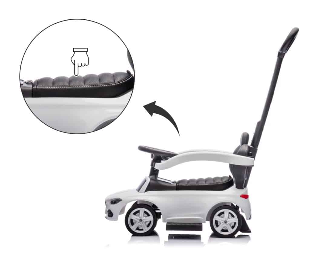 Skórzane czarne siedzenie w autku Mercedes C-Class Deluxe