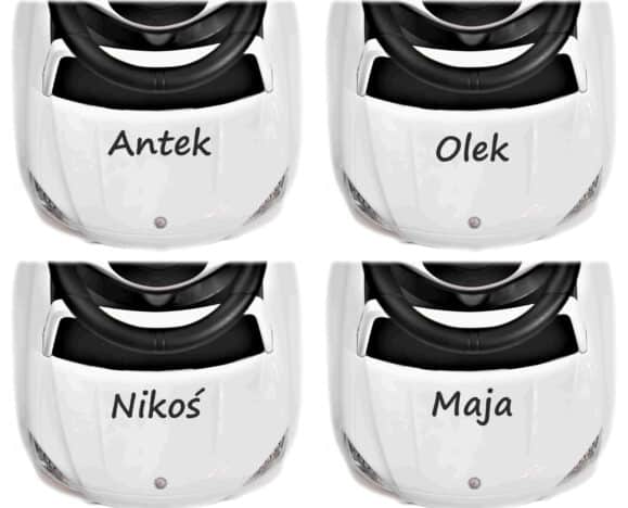 Imię dziecka na masce auta