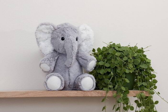 Przytuliś słonik z białymi szumami